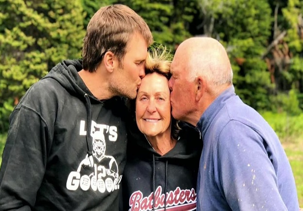 Tom Brady Shares Sweet Tribute for His Parents' As He Celebrates Their 55th Wedding Anniversary: 'I Love You Mom and Dad'